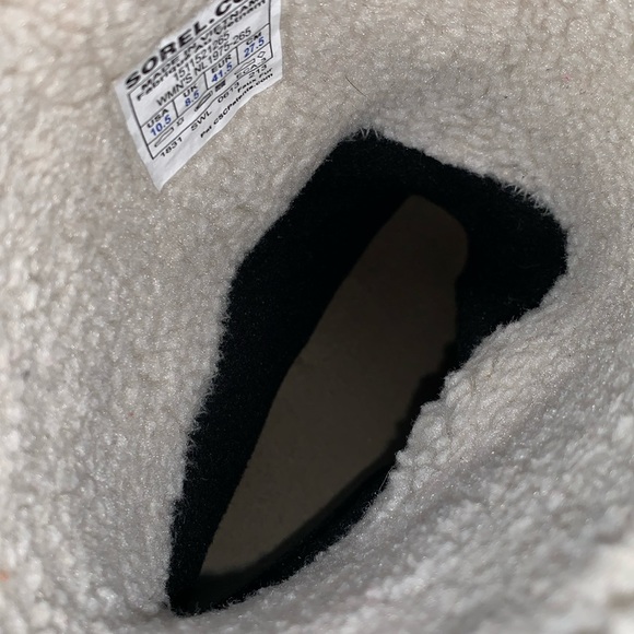 SOREL waterproof winter boots - Picture 11 of 12